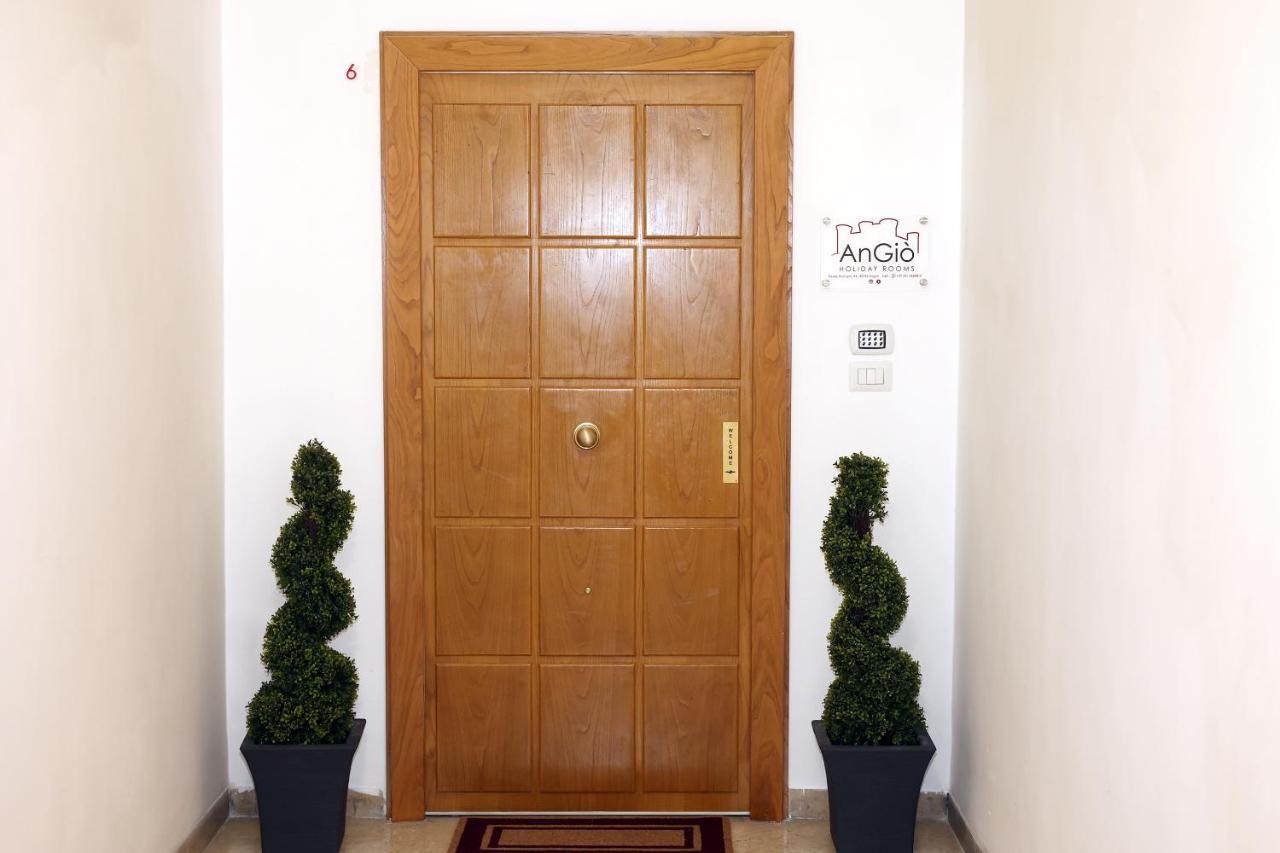 Angio Holiday Rooms Neapol Zewnętrze zdjęcie