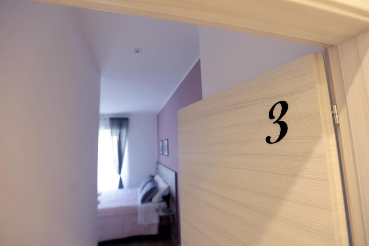 Angio Holiday Rooms Neapol Zewnętrze zdjęcie